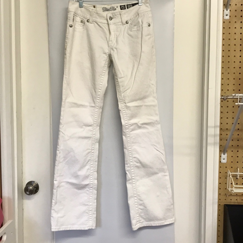 🆕🆕Miss Me White Jeans